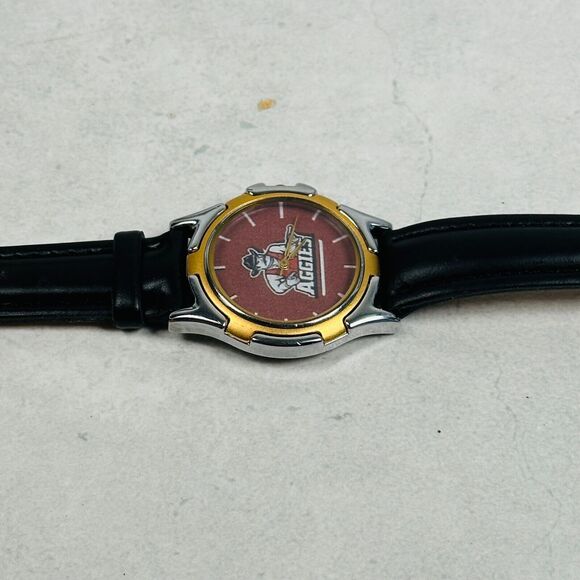 New Mexico State Watch Mens 38mm Aggies Red Two Town Leather Band New Battery - Picture 2 of 10
